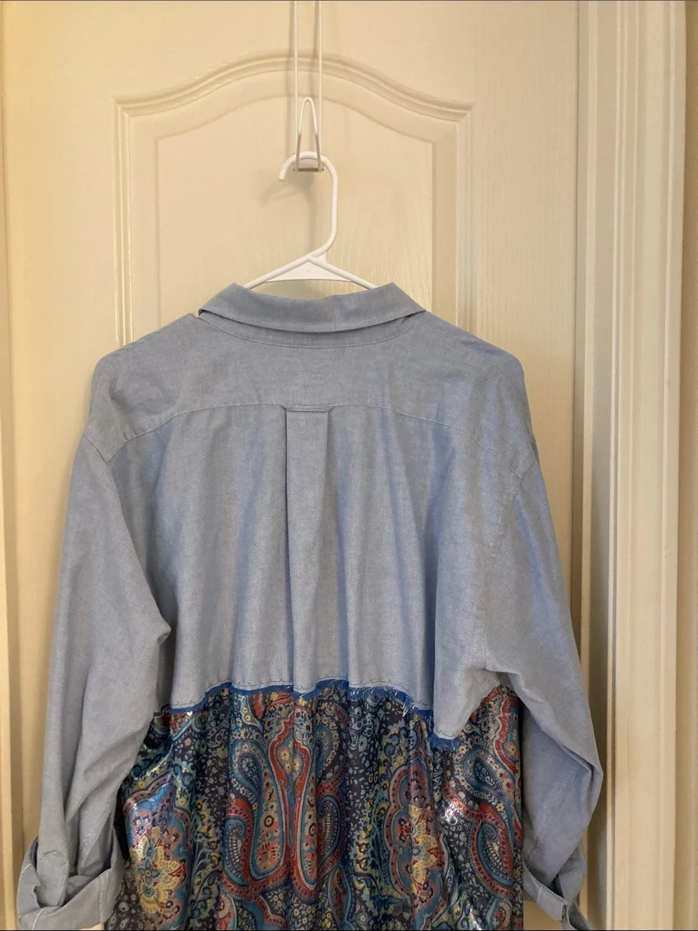 Light Blue Shirt Duster with Blue Paisley Panel - Picture 10 of 13